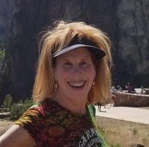 Meet your Posher, Lori